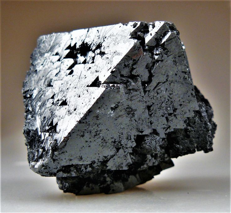 Will Kaz Resources go public on Nasdaq by the end of 2026?