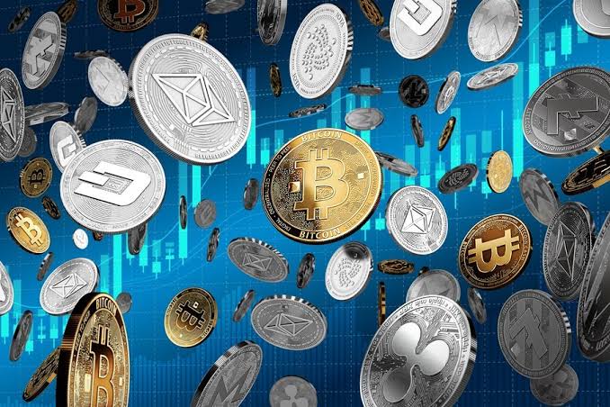 Криптосфера под прицелом: MiCA приводит к массовому уходу платформ, включая Binance
